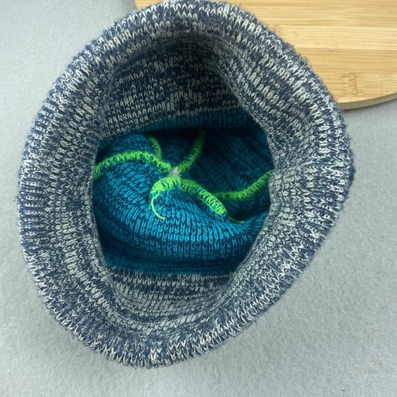 Seattle Seahawks Knit Beanie Pom Pom NFL Football Team Green Blue Gray - Picture 6 of 12